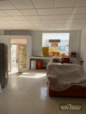 LOCAL EN VENTA EN ALMENDRALEJO (SAN ANTONIO/ SAN BLAS/CENTRO)