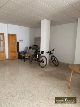 LOCAL EN VENTA EN ALMENDRALEJO (SAN ANTONIO/ SAN BLAS/CENTRO)