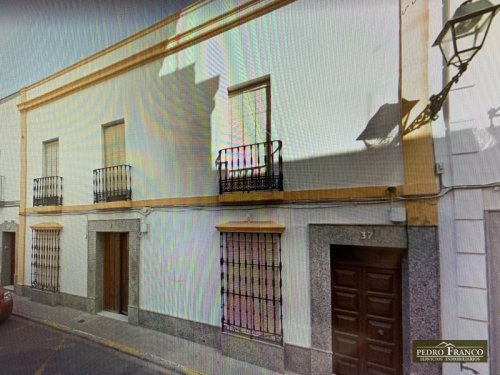 CASA EN VENTA EN ALMENDRALEJO (PASEO  DE LOS PADRES/CALLE ZURBARÁN)