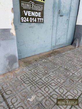 CASA EN VENTA EN ALMENDRALEJO (PASEO  DE LOS PADRES/CALLE ZURBARÁN)