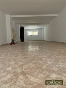 LOCAL EN VENTA EN ALMENDRALEJO (PLAZA CORAZÓN DE MARIA/CUARTEL GUARDIA CIVIL/COLEGIO SAN FRANCISCO)