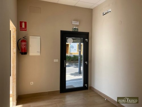 LOCAL EN ALQUILER EN ALMENDRALEJO (SAN ANTONIO/ SAN BLAS/CENTRO)