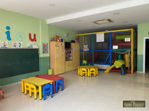 LOCAL EN VENTA EN ALMENDRALEJO (CENTRO PARQUE DE ESPRONCEDA/ AVENIDA DE LA PAZ)