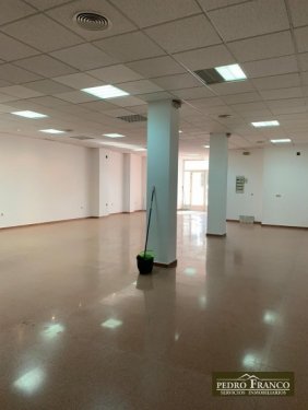 LOCAL EN ALQUILER EN ALMENDRALEJO (AVENIDA DE LA PAZ)