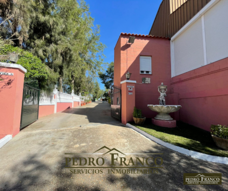 COMPLEJO HOSTELERO (LOCAL-VIVIENDA) EN VENTA EN ALMENDRALEJO (SAN MARCOS)