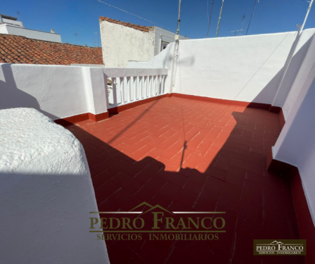 CASA EN ALQUILER EN ALMENDRALEJO (MERCADO)