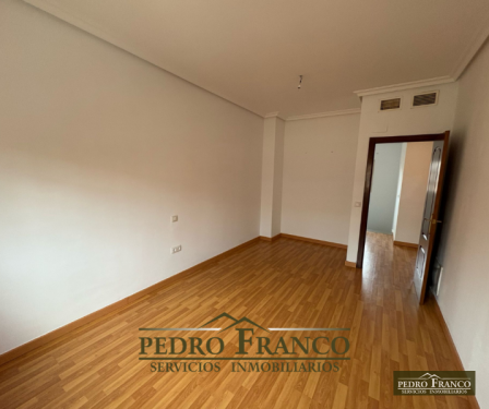 DÚPLEX EN VENTA EN ALMENDRALEJO (AVENIDA RAFAEL ALBERTI)