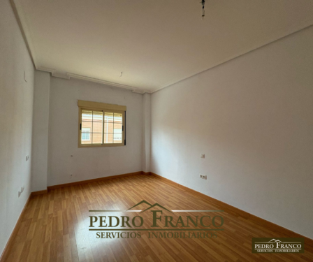 DÚPLEX EN VENTA EN ALMENDRALEJO (AVENIDA RAFAEL ALBERTI)