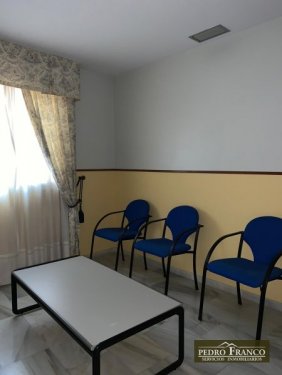 LOCAL EN ALQUILER EN ALMENDRALEJO (CENTRO(AYUNTAMIENTO-PARROQUIA-CALLE REAL))