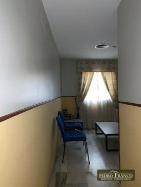 LOCAL EN ALQUILER EN ALMENDRALEJO (CENTRO(AYUNTAMIENTO-PARROQUIA-CALLE REAL))