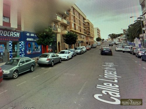 LOCAL EN ALQUILER EN ALMENDRALEJO (AVENIDA DE LA PAZ/LOPEZ DE AYALA)