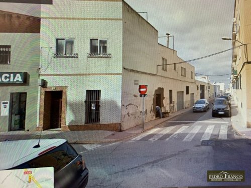 CASA EN VENTA EN ALMENDRALEJO (SANTIAGO)