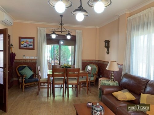 CHALET EN VENTA EN ALMENDRALEJO (SAN MARCOS(ERMITA-OLIVOS-TIZA-RESTO))