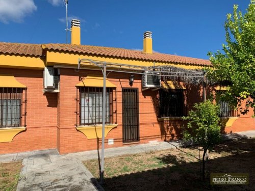 CHALET EN VENTA EN ALMENDRALEJO (SAN MARCOS(ERMITA-OLIVOS-TIZA-RESTO))