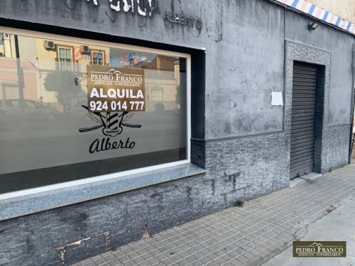 LOCAL EN ALQUILER EN ALMENDRALEJO (CRTA.ACEUCHAL)