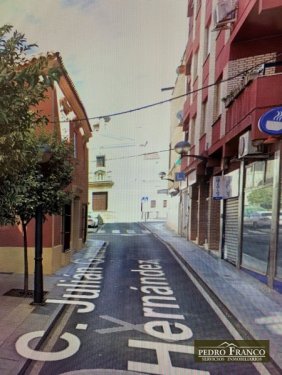 LOCAL EN ALQUILER EN ALMENDRALEJO (SAN ANTONIO/ SAN BLAS/CENTRO)