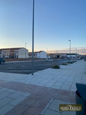 PARCELA URBANA EN VENTA EN ALMENDRALEJO (CRTA.ACEUCHAL)