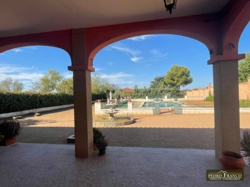 CHALET EN VENTA EN ALMENDRALEJO (SAN MARCOS(ERMITA-OLIVOS-TIZA-RESTO))
