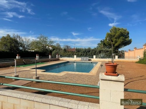 CHALET EN VENTA EN ALMENDRALEJO (SAN MARCOS(ERMITA-OLIVOS-TIZA-RESTO))