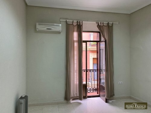 LOCAL EN VENTA EN ALMENDRALEJO (CENTRO(AYUNTAMIENTO-PARROQUIA-CALLE REAL))