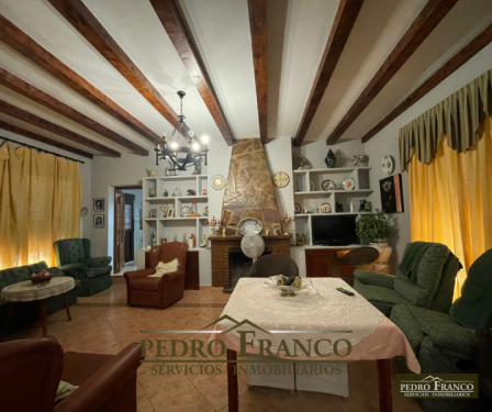 COMPLEJO HOSTELERO (LOCAL-VIVIENDA) EN VENTA EN ALMENDRALEJO (SAN MARCOS)