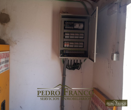 COMPLEJO HOSTELERO (LOCAL-VIVIENDA) EN VENTA EN ALMENDRALEJO (SAN MARCOS)