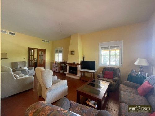 CHALET EN VENTA EN ALMENDRALEJO (SAN MARCOS(ERMITA-OLIVOS-TIZA-RESTO))