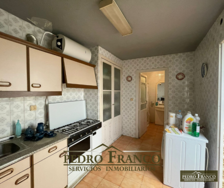 CASA EN VENTA EN ALMENDRALEJO (MERCADO)
