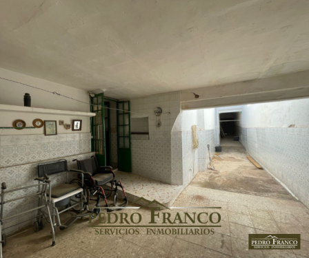 CASA EN VENTA EN ALMENDRALEJO (MERCADO)