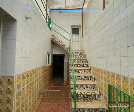 CASA EN VENTA EN ALMENDRALEJO (MERCADO)