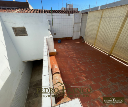 CASA EN VENTA EN ALMENDRALEJO (MERCADO)