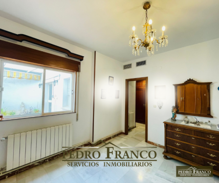 PISO EN VENTA EN ALMENDRALEJO (CENTRO(AYUNTAMIENTO-PARROQUIA-CALLE REAL))