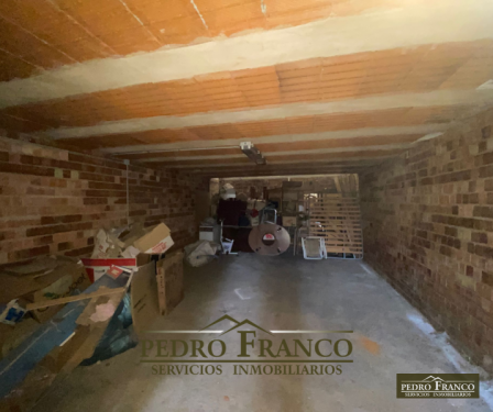 CASA EN VENTA EN ALMENDRALEJO (SAN JOSE - INSTITUTO-AMBULATORIO)
