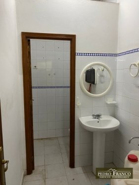 LOCAL EN ALQUILER EN ALMENDRALEJO (CENTRO(AYUNTAMIENTO-PARROQUIA-CALLE REAL))