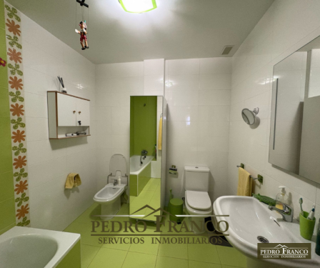 CASA EN VENTA EN ALMENDRALEJO (DULCE CHACÓN)