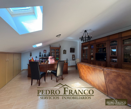 CASA EN VENTA EN ALMENDRALEJO (DULCE CHACÓN)