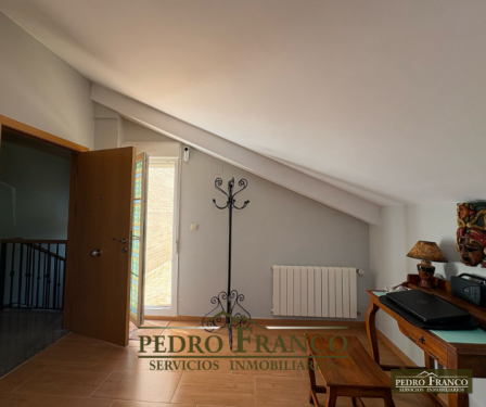 CASA EN VENTA EN ALMENDRALEJO (DULCE CHACÓN)