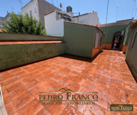CASA EN VENTA EN ALMENDRALEJO (CAMPO FUTBOL/PLAZA EXTREMADURA)