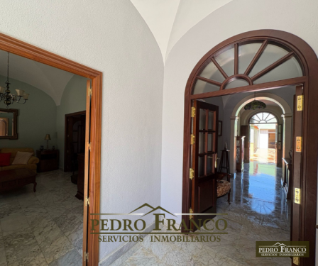 CASA EN VENTA EN ALMENDRALEJO (CAMPO FUTBOL/PLAZA EXTREMADURA)