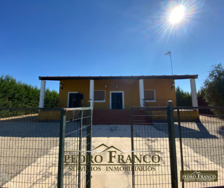CHALET EN VENTA EN ALMENDRALEJO (SAN MARCOS)