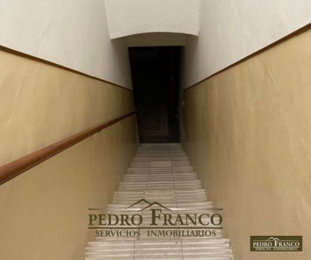 CASA EN VENTA EN ALMENDRALEJO (CENTRO CALLE MÉRIDA)