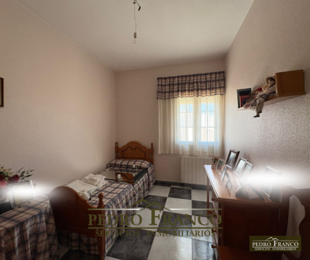 CASA EN VENTA EN ALMENDRALEJO (SAN ANTONIO/ SAN BLAS/CENTRO)