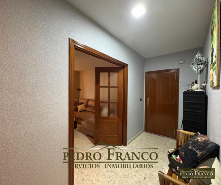 PISO EN VENTA EN ALMENDRALEJO (CTRA.SANTA ANA/ZACARIAS DE LA HERA/ COLEGIO SAN FRANCISCO)
