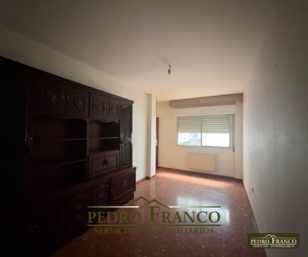 PISO EN VENTA EN ALMENDRALEJO (ESPOLÓN-LA PIEDAD)
