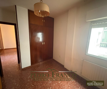 PISO EN VENTA EN ALMENDRALEJO (ESPOLÓN-LA PIEDAD)