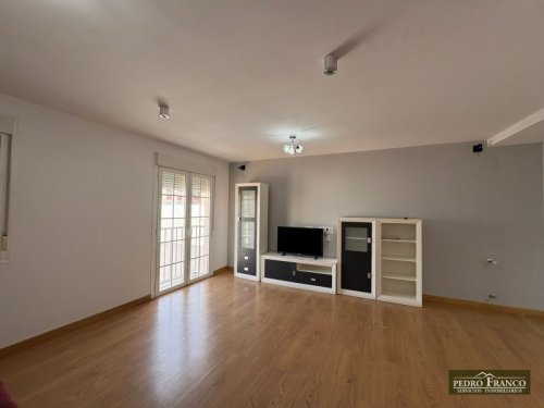 PISO EN VENTA EN ALMENDRALEJO (SANTIAGO)