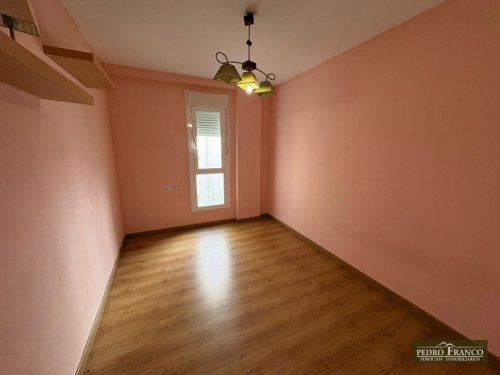 PISO EN VENTA EN ALMENDRALEJO (SANTIAGO)