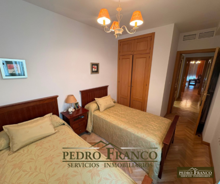 PISO EN VENTA EN ALMENDRALEJO (CENTRO(AYUNTAMIENTO-PARROQUIA-CALLE REAL))