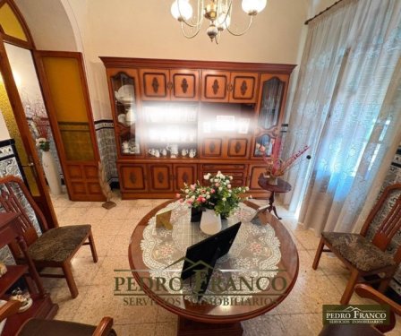 CASA EN VENTA EN ALMENDRALEJO (ESPOLÓN-LA PIEDAD)