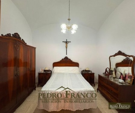 CASA EN VENTA EN ALMENDRALEJO (ESPOLÓN-LA PIEDAD)